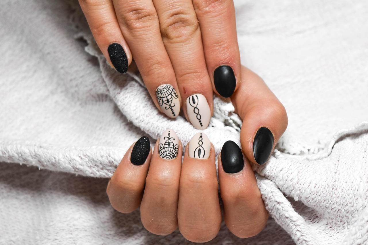 Gentle manicure during pregnancy