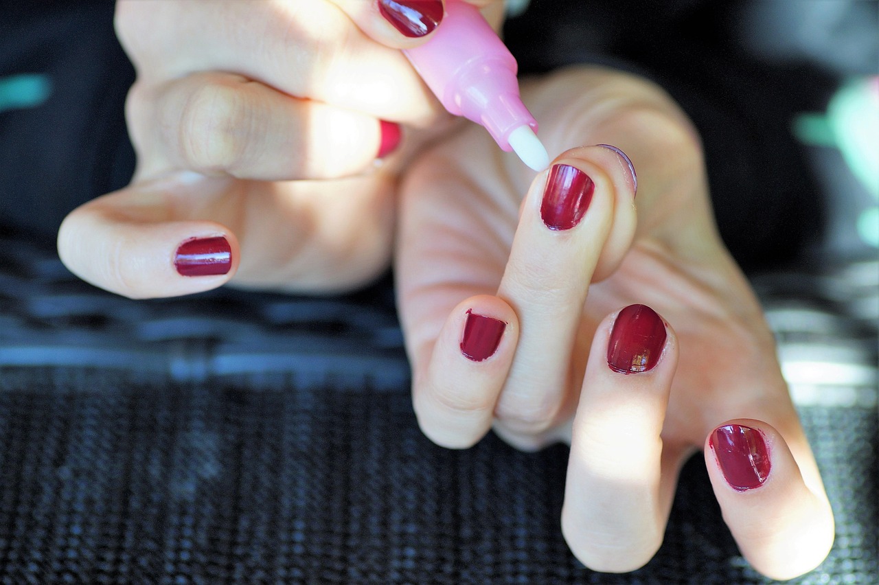 Long, strong acrylic nails