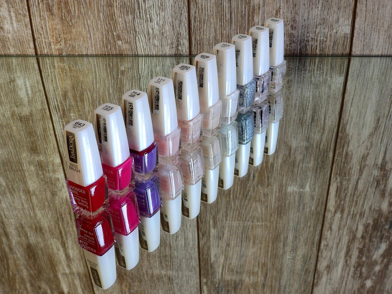 Nail nude thanh lịch cho khách mời đám cưới